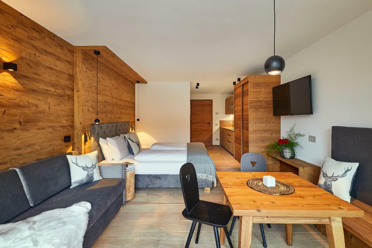 Aparthotel Les Contrades La Villa  Esterno foto